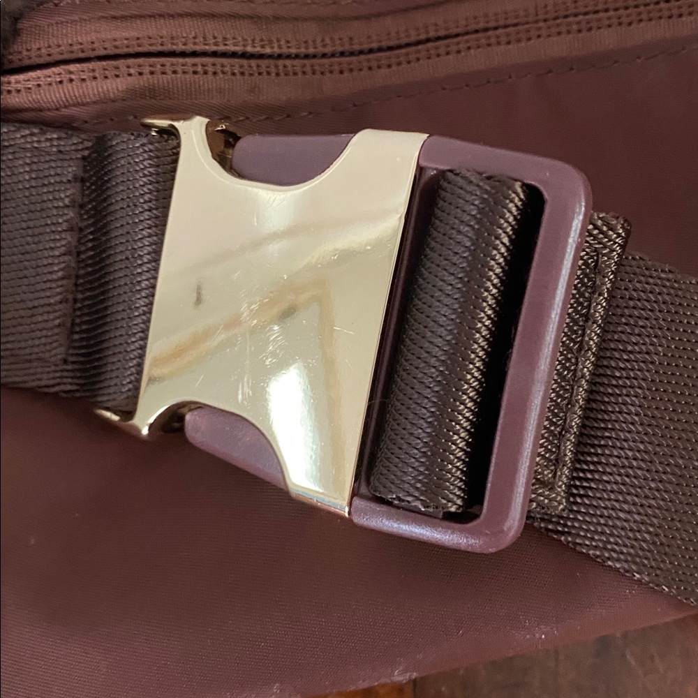 lululemon athletica Chocolate Fleece Travel Bag - Picture 5 of 8